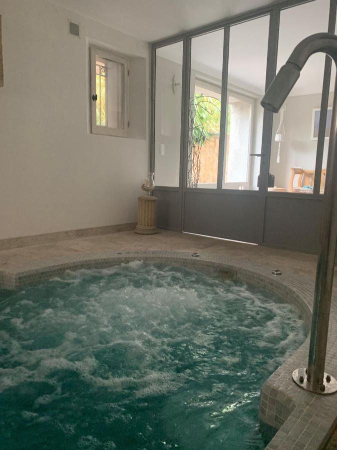 방스 Le Jardin D'Elma B&B 외부 사진